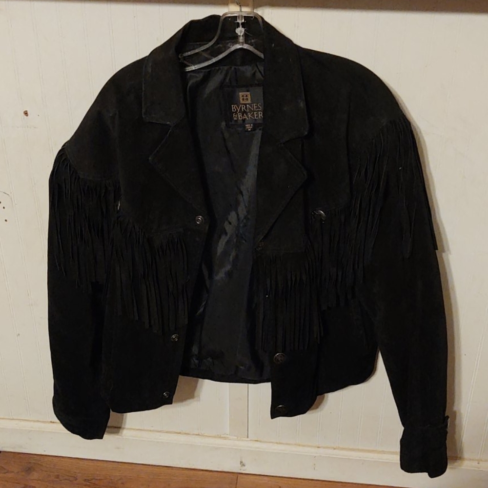 Byrne's & Baker short on jacket in 100% leather.